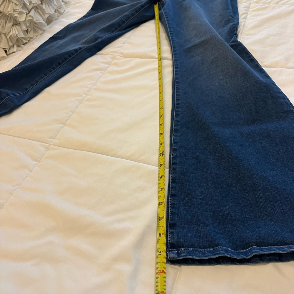 Christian Siriano Dark Blue - Chrissie Flare - High Rise Flare Leg - size 31/12 - Picture 12 of 14